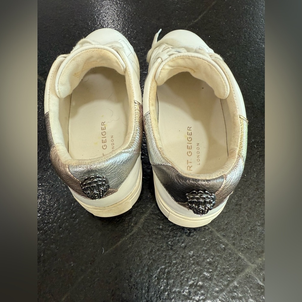 KURT GEIGER LONDON White Leather Sneakers w Studs & Brass Eagle Head  39 - Picture 6 of 10